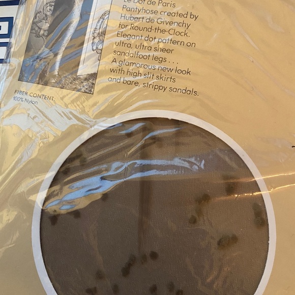 VINTAGE Givenchy Hoisery - Picture 3 of 5